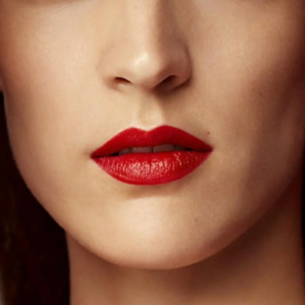 🌺Laura Mercier Haute Red Creme Smooth Color Lipstick Limited Edition